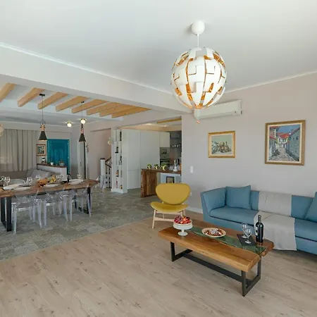 Monikaexperiences Corfu Villa *
